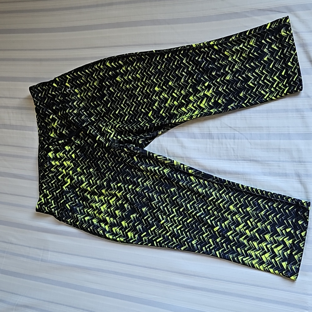 Danskin Dri-More Leggings Size Medium Active
